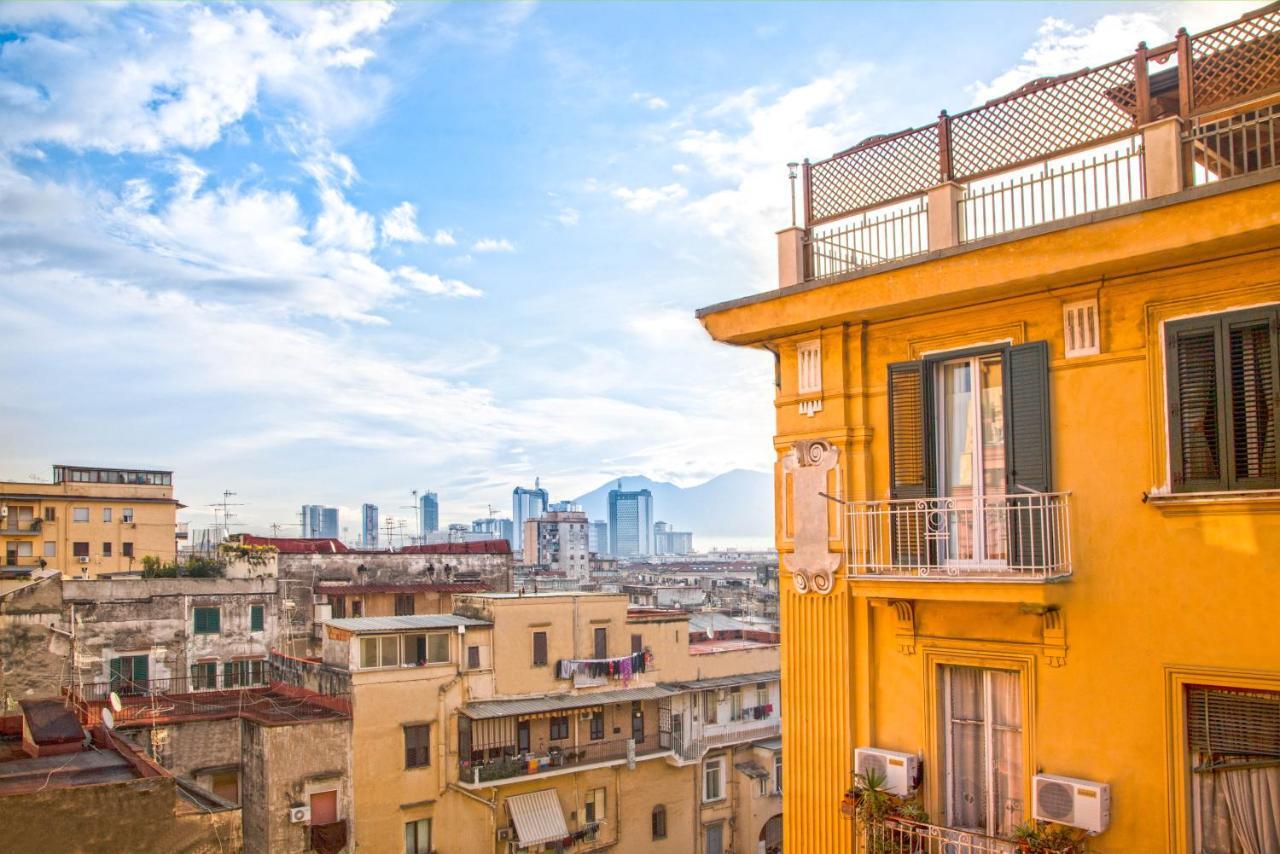 Ferdinando Arthouse Oversized Modern Apartment - By Gocce Team Napoli Ngoại thất bức ảnh