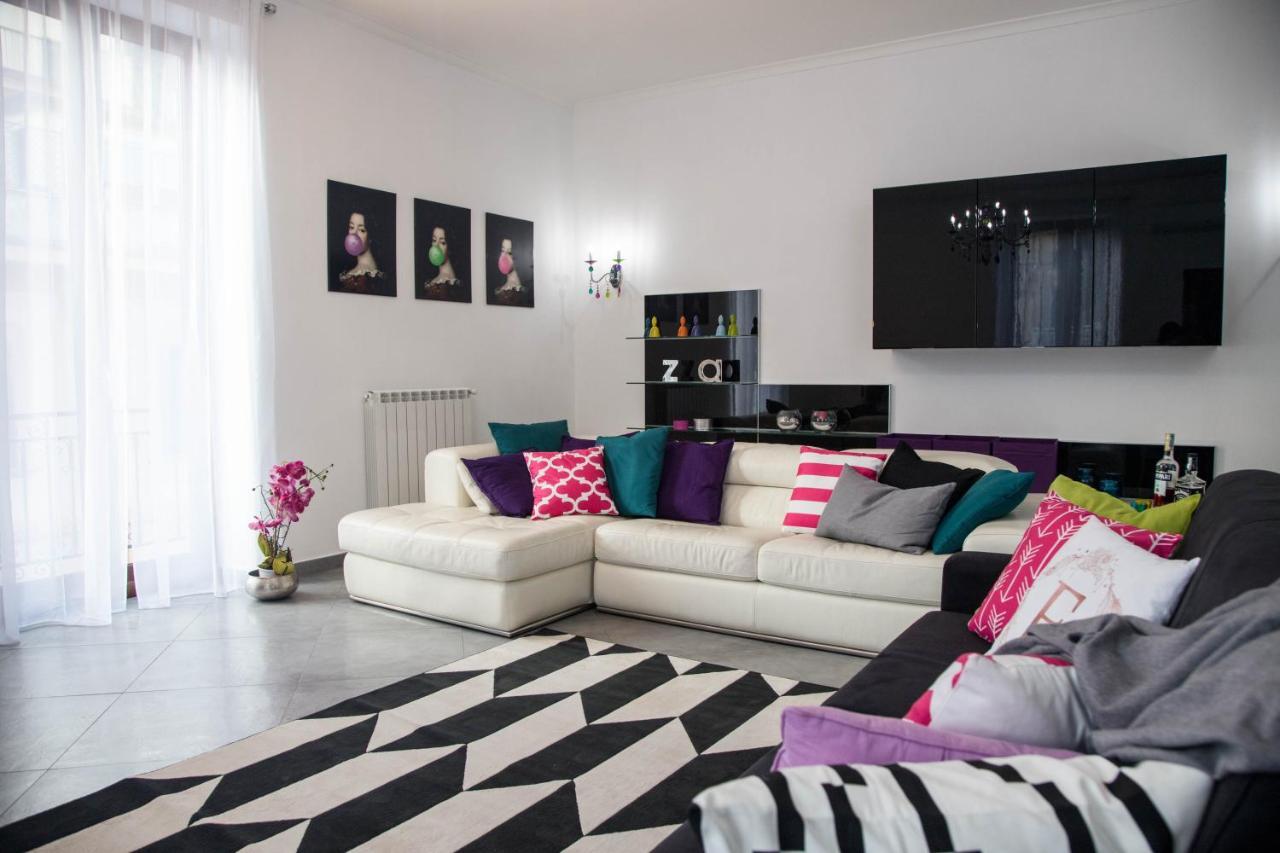 Ferdinando Arthouse Oversized Modern Apartment - By Gocce Team Napoli Ngoại thất bức ảnh